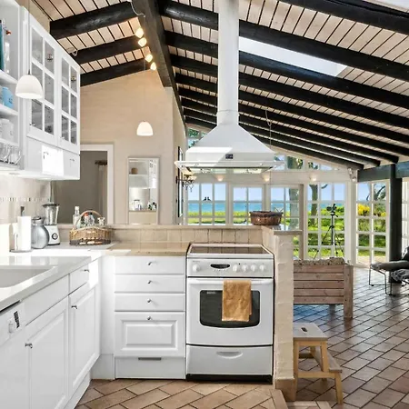 Дом отдыха Togetherness, Coziness & Magical Great Belt View